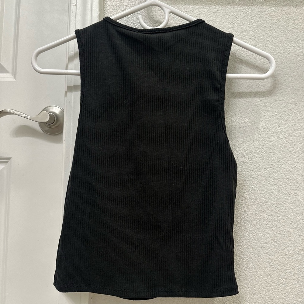 Lulu's Ribbed Black Tank Top - Picture 5 of 6
